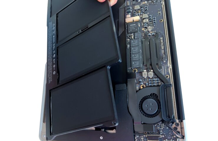 retirer-batterie-A1466